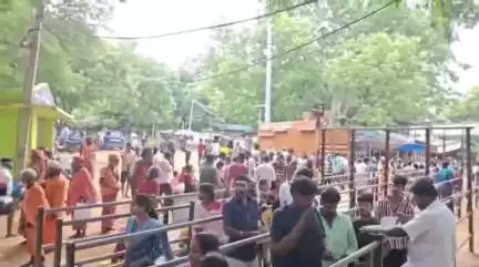 வத்திராயிருப்பு: சதுரகிரி சுந்தர மகாலிங்கம் கோவிலில் ஆடி அமாவாசைக்கு வரும் பக்தர்களுக்கு அடிப்படை வசதிகளை செய்து கொடுக்க மக்கள் கோரிக்கை