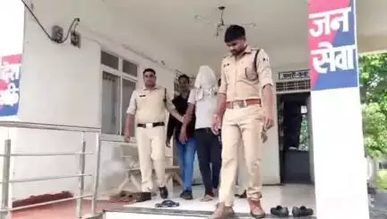 कुम्भराज: आंख खेड़ी गांव में स्कूल के पास मुरादाबाद पुलिस ने ₹6 लाख की स्मैक के साथ एक तस्कर को किया गिरफ्तार, बाइक ज़ब्त