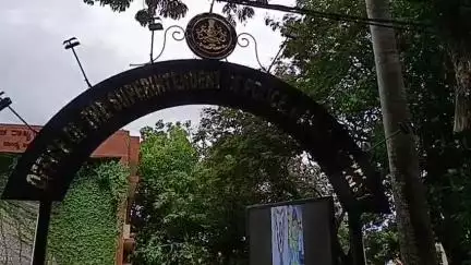 ಮದ್ದೂರು: ಮಲ್ಲನಕುಪ್ಪೆ ಗೇಟ್‌ನಲ್ಲಿ ಬಸ್ ಹತ್ತುವ ವೇಳೆ ಮಹಿಳೆಯ 55 ಗ್ರಾಂ ಚಿನ್ನದ ಸರ ಕಳ್ಳತನ
