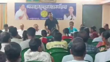 গোসাবা: গোসাবায় ব্লক তৃণমূলের কার্য্যালয়ে, গোসাবা অঞ্চল নেতৃত্ব ও সদস্যদের নিয়ে শাহিদ দিবসের সভার প্রস্তুতি মিটিং অঞ্চল সভাপতির