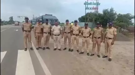 बसमत: पाटीलनगर भागात जबर चोरी, साडेपाचतोळे सोन्यासह सव्वालाख रुपये चोरट्याने पळवले, पोलीस शोध घेत आहेत .