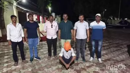 धामणगाव रेल्वे: मंगरूळ दस्तगीर येथे मोबाईल चोर स्थानिक गुन्हे शाखेच्या ताब्यात