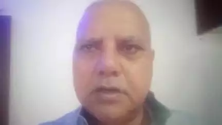 *महात्मा गांधी से मोदी तक**नकलची राजनीति हुई।। आओ अब राजनीति का सही अर्थ समझें**बाप पार्टी**रणखण्डी भायला sre7247850601