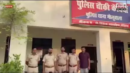 #हनुमानगढ़  पंजाब निर्मित अंग्रेजी शराब 432 बोतल सहित 2 तस्कर गिरफतार, पुलिस मामले की जांच में जुटी