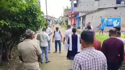 କଣ୍ଟାମାଳ: ବାଉଁଶୁଣୀରେ ବାଉଁଶୁଣୀ-ଶଗଡ଼ା ରାସ୍ତା ପ୍ରଶସ୍ତିକରଣ ପାଇଁ ଜବରଦଖଲ ଉଚ୍ଛେଦ ପ୍ରକ୍ରିୟା ଆରମ୍ଭ