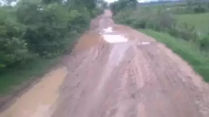 ସୋନପୁର: ମରଣଜାନ୍ତା ପାଲଟିଛି ବଡ ବର୍ଡ଼lକଟା ରୁ ଘିଚାପାଲି ରାସ୍ତା, ପ୍ରଧାନମନ୍ତ୍ରୀ ସଡ଼କ ପାଇଁ ଦାବି l #jansamasya