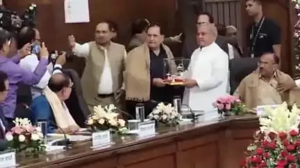 हुज़ूर: भोपाल विधानसभा भवन में लोकसभा की नई कमेटी की पहली बैठक शुरू, 7 राज्यों के स्पीकर हुए शामिल