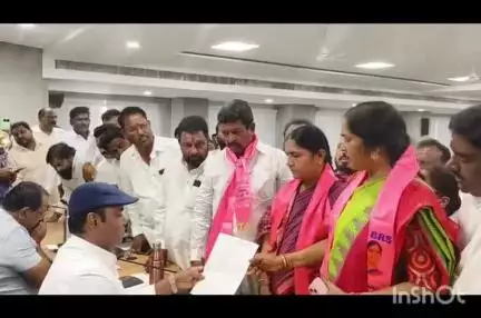 మెదక్: సింగూర్ నుండి గణపురాయి కట్టకు జీవో ప్రకారం సాగునీటి విడుదల చేయాలి
BRS జిల్లా అధ్యక్షురాలు పద్మ దేవేందర్ రెడ్డి