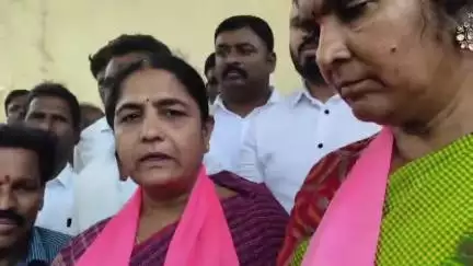 నర్సాపూర్: మెదక్ జిల్లా రైతులకు నీళ్లు ఇవ్వాలని ప్రజావాణిలో ఫిర్యాదు చేసిన నరసాపురం ఎమ్మెల్యే సునీత రెడ్డి
