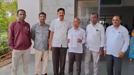 నిర్మల్: నిర్మల్ జిల్లాలో అనుమతి లేని పాఠశాలలపై చర్యలు తీసుకోవాలని ట్రస్మా ఆధ్వర్యంలో జిల్లా కలెక్టర్ కు వినతి