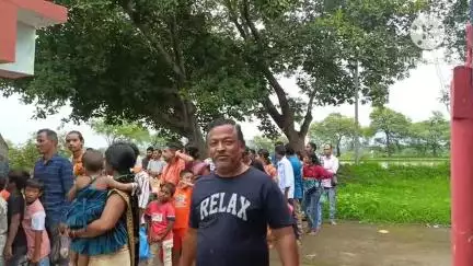 ନର୍ଲା: କେରାଣ୍ଡି ଖୁଣ୍ଟି ଗ୍ରାମ ରେ କାଳେଶ୍ଵର ଶିବ ମନ୍ଦିର ରେ ପ୍ରଥମ ସୋମବାର ଦିନ ଭକ୍ତ ଙ୍କ ପ୍ରବଳ ଭିଡ଼ ଶ୍ରଦ୍ଧାଳୁ ଙ୍କ ପ୍ରତିକ୍ରିୟା