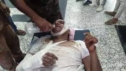 आरा: शाहपुर में पुलिस की गोली से व्यक्ति की मौत के बाद सैफ के जवान की जमकर पिटाई, जवान घायल होकर अस्पताल से पटना रेफर