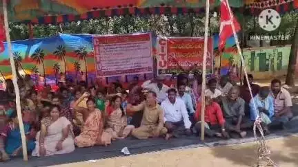 పారిశుద్ధ్య కార్మికుల సమస్యలు పరిష్కరించకుంటే జులై 16 నుండి నిరవధిక సమ్మెలోకి వెళ్తున్నట్లు  ప్రకటించిన కార్మికులు