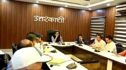 जोशियाड़ा: जिलाधिकारी ने कलेक्ट्रेट में सुमन दिवस मनाए जाने के लिए आयोजित कार्यक्रमों की की समीक्षा