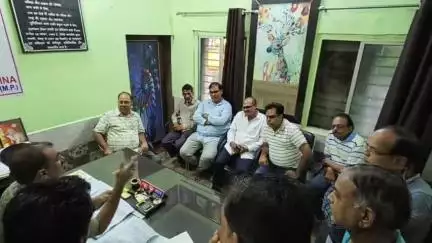 बीना: चोरियों से परेशान व्यापारी संघ ने विधायक कार्यालय और थाने में ज्ञापन सौंपा, कई व्यापारी मौजूद रहे