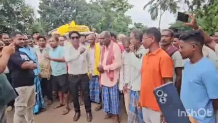 भानुप्रतापपुर: खाद न मिलने से गुस्साए ग्रामीणों ने ग्राम केवटी में किया चक्का जाम