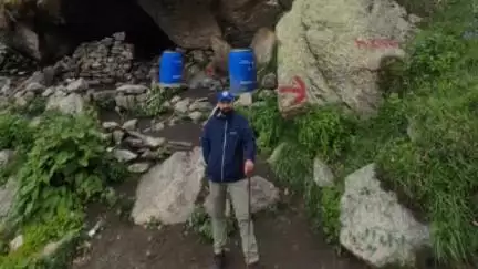 कल्पा: DC किन्नौर पहुँचे किन्नौर कैलाश, कैलाश के पहाड़ों पर विभिन्न व्यवस्थाओं का लिया जायज़ा