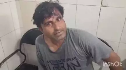 बरेली: सुभाष नगर थाना क्षेत्र के बिरिया नारायणपुर में दबंगों ने एक व्यक्ति पर लाठी, डंडों और लोहे की राड से किया हमला