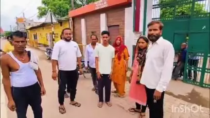बागपत: सीसाना गांव के स्कूल में दिव्यांग बच्चों से मारपीट का मामला, प्रिंसिपल पर गंभीर आरोप