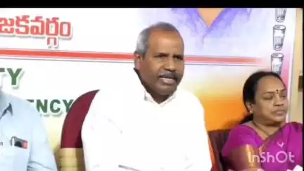 గుంటూరు: వైసీపీ నేత పేరుని నాని పిచ్చి మాటలు మానుకోవాలి:  జనసేన గుంటూరు జిల్లా అధ్యక్షుడు వెంకటేశ్వరరావు
