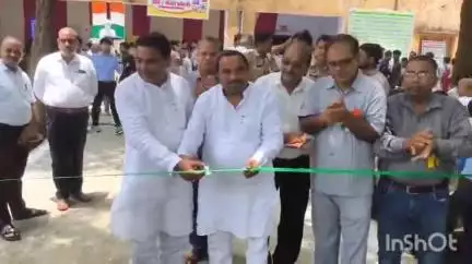उरई: उरई के गांधी महाविद्यालय में लगे रोजगार मेले में सैकड़ों युवाओं को मिला रोजगार, युवाओं ने सरकार की की प्रशंसा