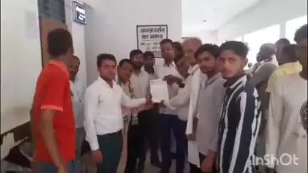 छिबरामऊ: तहसील में कांग्रेसियों ने महामहिम राजपाल को संबोधित ज्ञापन SDM को सौंपा