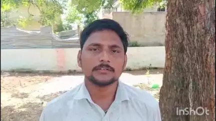అశ్వారావుపేట: అధికారులు స్పందించి తన పంటను కాపాడాలంటూ చంద్రగుండ మండలం రాచంపాడు కు చెందిన రైతు ఆవేదన