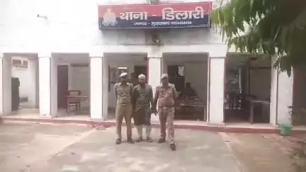 मुरादाबाद: डिलारी थाना क्षेत्र में मदरसे में पढ़ने वाली नाबालिक छात्रा से दुष्कर्म करने वाले मौलवी को गिरफ्तार किया गया
