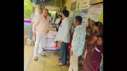 હાલોલ: હાલોલ તાલુકાના શિવરાજપુર ગામે ધારાસભ્ય જયદ્રથસિંહ પરમારની ઉપસ્થિતિમાં ધરતી આંબા જન ભાગીદારી અભિયાન કાર્યક્રમ યોજાયો
