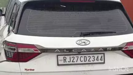 गिर्वा: उदयपुर में अवैध शराब पर पुलिस की बड़ी कार्रवाई, ₹4 लाख की अंग्रेजी शराब व कार जब्त