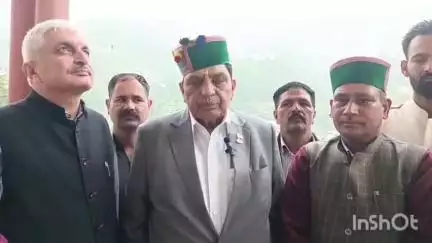 बल्ह: थुनाग (सराज) में स्वास्थ्य मंत्री हि0 प्र0 ने आपदा प्रभावित क्षेत्रों में राहत एवं पुनर्वास कार्यों का लिया जायजा