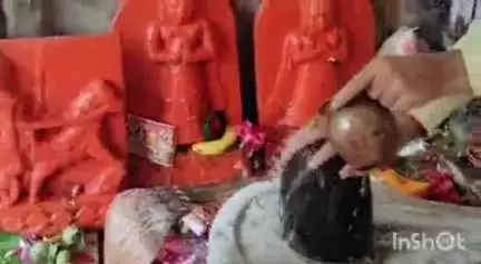 प्रतापगढ़: जिले के सभी शिवालयों में सोमवार को कांवड़ियों ने किया जलाभिषेक, डीएम और एसपी ने बाबा बेलखरनाथ धाम का निरीक्षण