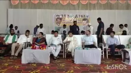 భూపాలపల్లి: మహిళా శ్వశక్తి సంఘాలు క్రియాశీలకంగా పనిచేసి ఉపాధి అవకాశాలు పెంచుకోవాలి: రాష్ట్ర ఐటి, పరిశ్రమల శాఖ మంత్రి శ్రీధర్ బాబు