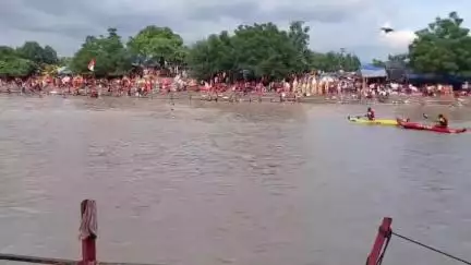 कांवड़ मेला- हरिद्वार में एक ही परिवार के 05 डूबते लोगो का SDRF ने किया रेस्क्यू