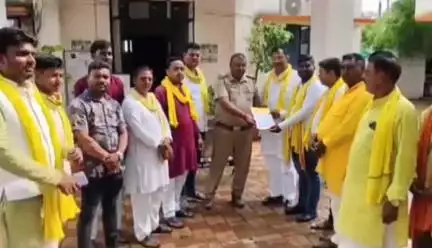 रसड़ा: योगी सरकार के मंत्री को फेसबुक पर मिली गोली मारने की धमकी, कार्यकर्ताओं ने रसड़ा कोतवाल को दी तहरीर
