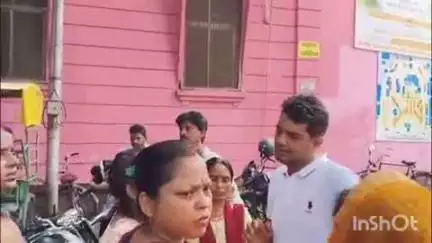 वाराणसी में दुष्कर्म आरोपी की मौत पर परिजनों ने किया बवाल