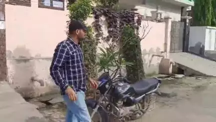 पानीपत: पानीपत के करहंस में ट्रांसपोर्टर के घर इनकम टैक्स की टीम का छापा, परिवार से 13 घंटे पूछताछ जारी
