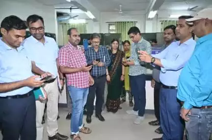महाप्रबंधक श्री नरेश पाल सिंह के मार्गदर्शन में बरेका में आधार इनेबल्ड बायोमैट्रिक अटेंडेंस सिस्टम (AEBAS) का सफल क्रियान्वयन, प्रशासनिक दक्षता की दिशा में बड़ा कदम। 
AEBAS प्रणाली पर IT विशेषज्ञों द्वारा दिया गया विस्तृत प्रशिक्षण