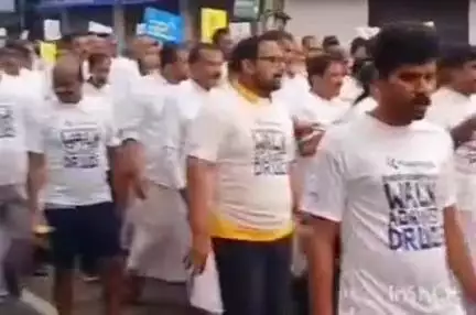 കോഴഞ്ചേരി: പ്രൗഡ് കേരളയുടെ ആഭിമുഖ്യത്തിൽ പത്തനംതിട്ട സ്റ്റേഡിയം ജംഗ്ഷൻ മുതൽ ടൗൺ സ്ക്വയർ വരെ ലഹരി വിരുദ്ധ റാലി സംഘടിപ്പിച്ചു