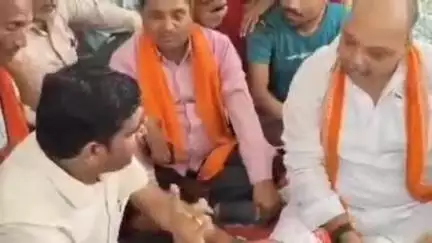 फतेहपुर: नहरकालोनी में हिन्दू संगठन ने कोटेदार की मनमानी और गैस एजेंसियों में वसूली का आरोप लगाया, ज्ञापन दिया