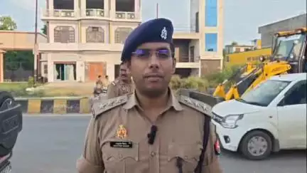 बरेली: बरेली में CAPF में नियुक्ति प्रक्रिया के दौरान फर्जीवाड़े के मामले में कैंट पुलिस ने तीन युवतियों पर रिपोर्ट दर्ज की