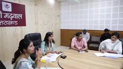 पौड़ी: जनपद में हरेला महोत्सव की तैयारी को लेकर बैठक आयोजित, 50000 पौधों के रोपण का रखा गया है लक्ष्य