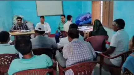 लदनिया: छपकी स्थित जीविका कार्यालय में आयोजित हुई समीक्षा बैठक