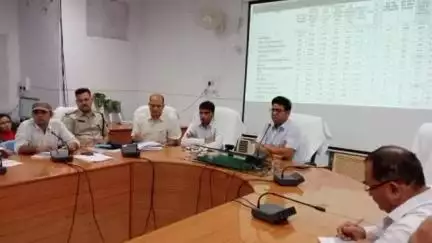 गोपद बनास: सीधी जिले के कलेक्ट्रेट सभागार में समय सीमा बैठक संपन्न, कलेक्टर ने दिए ज़रूरी निर्देश