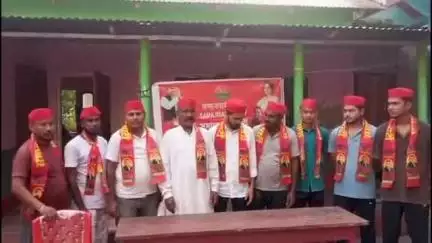 ধুবুৰী ভাগ: বালাজানৰ ঢেপঢেপিত সমাজবাদী পাৰ্টিৰ সাংগঠনিক সভা অনুষ্ঠিত, দলৰ ভেটি শক্তিশালী কৰাৰ বাবে আলোচনা