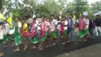 ঢেকিয়াজুলি ভাগ: শান্তি আৰু বড়ো জনগোষ্ঠীৰ উন্নয়নৰ স্বাৰ্থত ঢেকিয়াজুলিত নিখিল বড়ো ছাত্ৰ সংস্থাৰ শোণিতপুৰ জিলা সমিতিৰ শান্তি সমদল