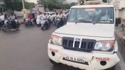 ರಾಯಚೂರು: ಬೈಕ್ ಸವಾರರೇ ಎಚ್ಚರ; ಹೆಲ್ಮೆಟ್ ಧರಿಸದೆ ರಸ್ತೆಗೆ ಇಳಿದರೆ ದಂಡ ಗ್ಯಾರಂಟಿ