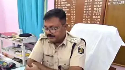 ଭଞ୍ଜନଗର: ଭଞ୍ଜନଗର ଜିଲୁଣ୍ଡି ଗାଁରେ ଥିବା ଏକ ଔଷଧ ଦୋକାନରୁ ଲକ୍ଷାଧିକ ଟଙ୍କା ଚୋରି ଅଭିଯୋଗ । ଏସଡିପିଓ ରଖିଲେ ମତାମତ ।