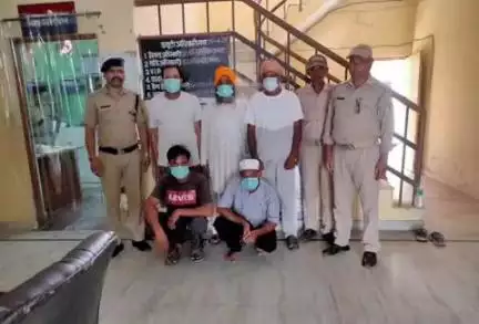 जसपुर: कोतवाली पुलिस ने 5 वारंटियों को अलग-अलग स्थानों से गिरफ्तार कर न्यायालय के समक्ष किया पेश