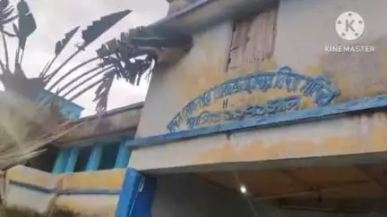 কুলপি: মদনমোহনপুর আর সি এস বিদ্যামন্দিরে স্কুলের শিক্ষকদের বিরুদ্ধে অভিভাবকরা বিক্ষোভ দেখালো, ঘটনাস্থলে কুলপি থানার কুলি